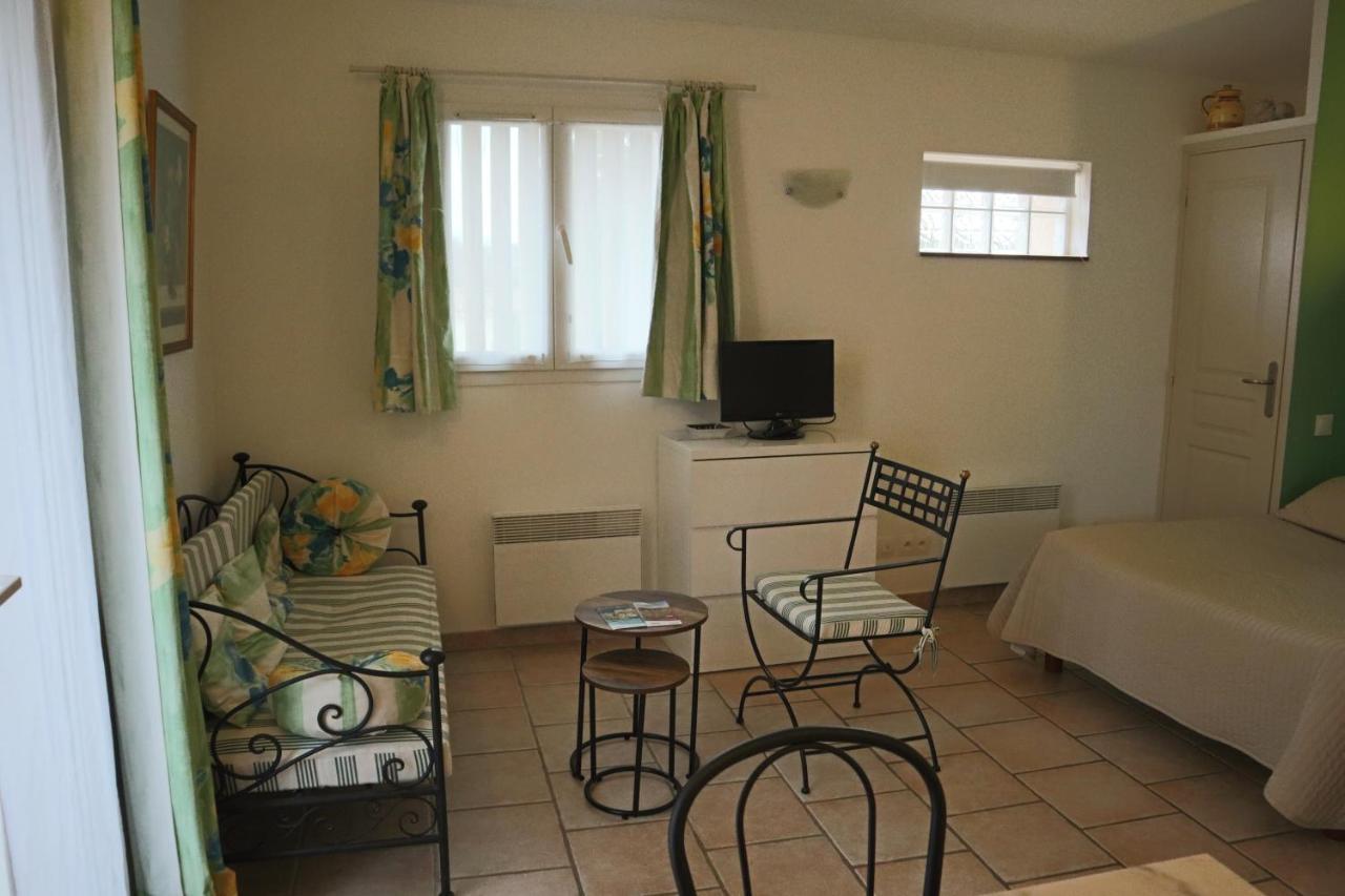 L'Arc En Ciel Appartement Gréoux-les-Bains Buitenkant foto